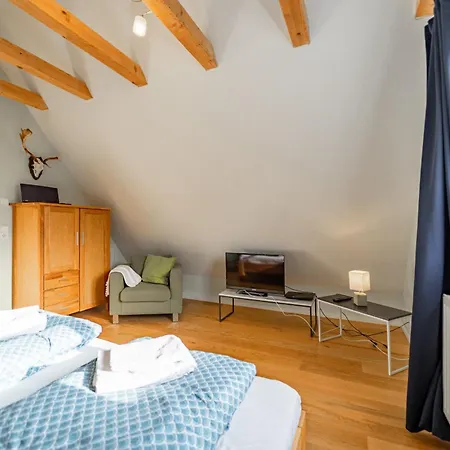 Forsthaus 3 2 Pers Charme & Ausblick شقة ثال